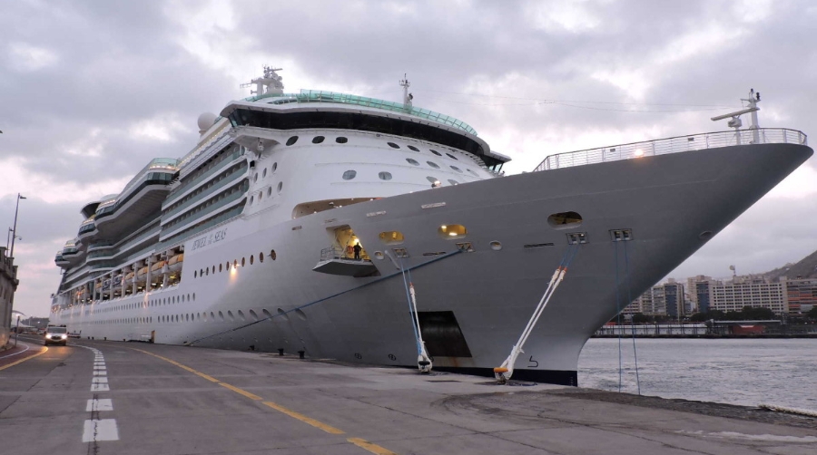 Tenerife recibi&oacute; el fin de semana dos cruceros adicionales