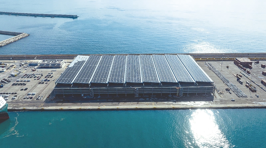 La herramienta tiene como objetivo principal facilitar la planificación de uso de instalaciones fotovoltaicas y eólicas.