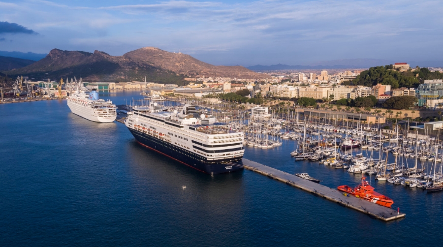 El Puerto de Cartagena cierra ocho nuevas escalas de cruceros