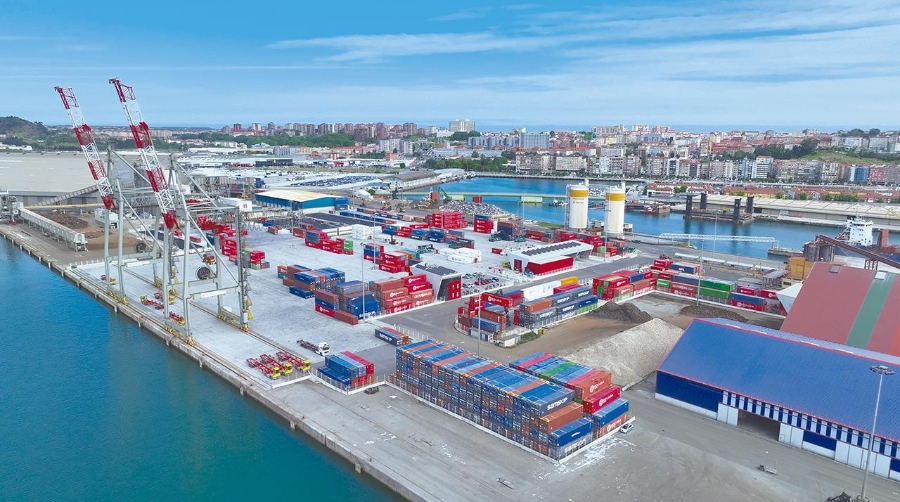 El tráfico de mercancía general en el Puerto de Santander creció un 28,4% entre enero y mayo.