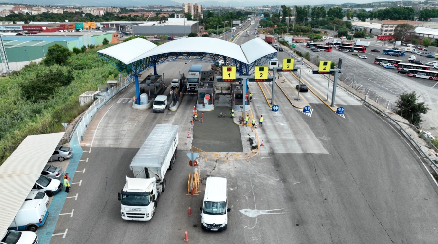 Finalizan las obras de mejora del pavimento del acceso del Eix Transversal de Port Tarragona
