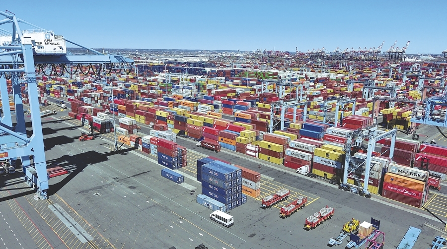 El movimiento de contenedores en el Puerto de Nueva York/Nueva Jersey creció un 9% hasta abril.