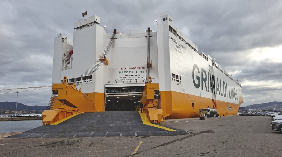 Vigo acoge la primera escala en Europa del “Grande Auckland” de Grimaldi