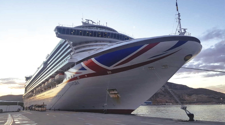 Doble escala en el Puerto de Cartagena: el crucero misterioso &ldquo;Balmoral&rdquo; y el &ldquo;Ventura&rdquo;
