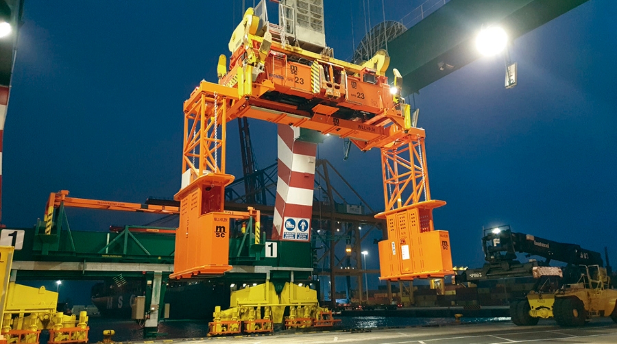 MSC Terminal Valencia aumenta su seguridad operativa con dos nuevas cestas g&oacute;ndolas