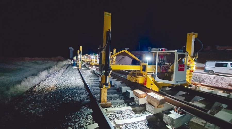 Adif avanza en la eliminaci&oacute;n de las limitaciones de velocidad en la l&iacute;nea Zaragoza-Sagunto&nbsp;