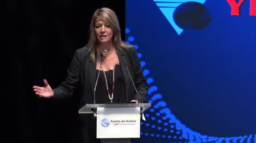 El Puerto de Huelva recibe tres gr&uacute;as para la terminal Sur de Yilport