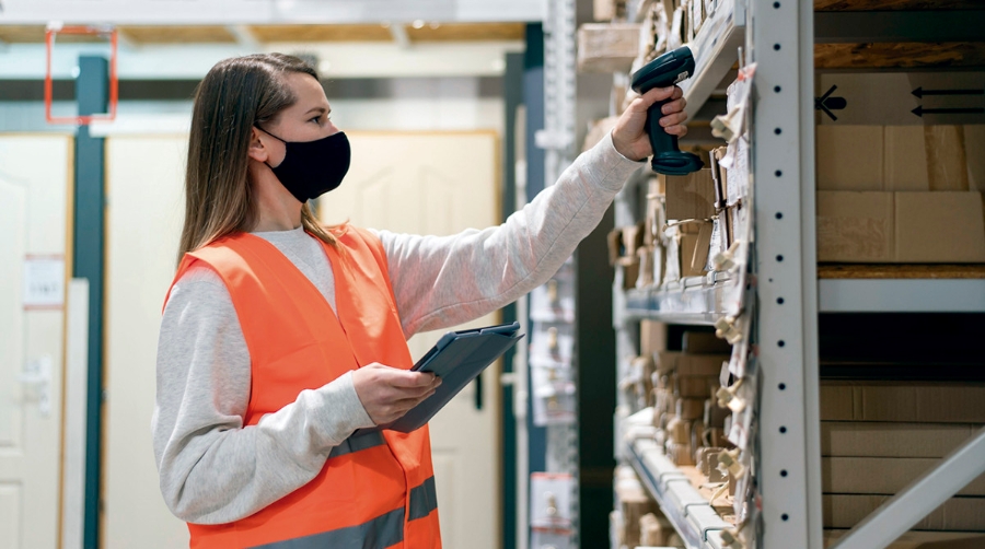 La gu&iacute;a de Catalonia Logistics analiza c&oacute;mo implementar la digitalizaci&oacute;n en cada uno de los departamentos de la empresa.