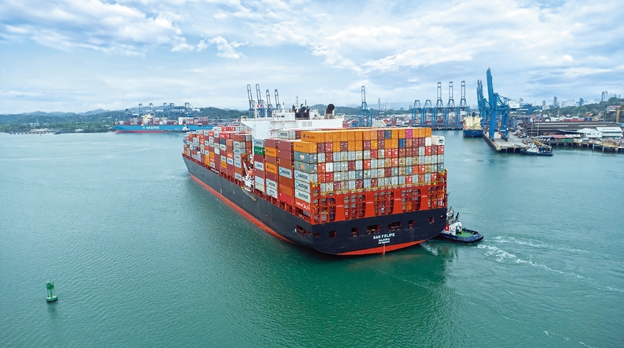 CMA CGM muestra su interés por adquirir terminales de Hutchison