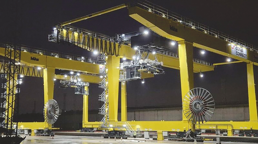 La terminal está operada por Combiconnect Barcelona, una unión temporal de empresas formada por Hupac Ibérica SL y TPNOVA Rail &amp; Logistics Services.