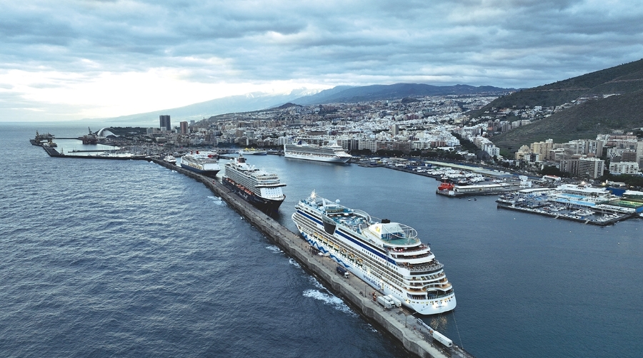 El tráfico de mercancías en Puertos de Tenerife ha registrado más de 2,5 millones de toneladas.