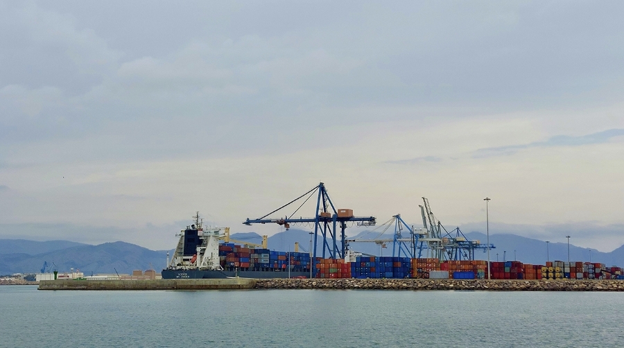 El puerto de Castellón ha alcanzado las 5.936.669 toneladas movidas entre enero y abril.