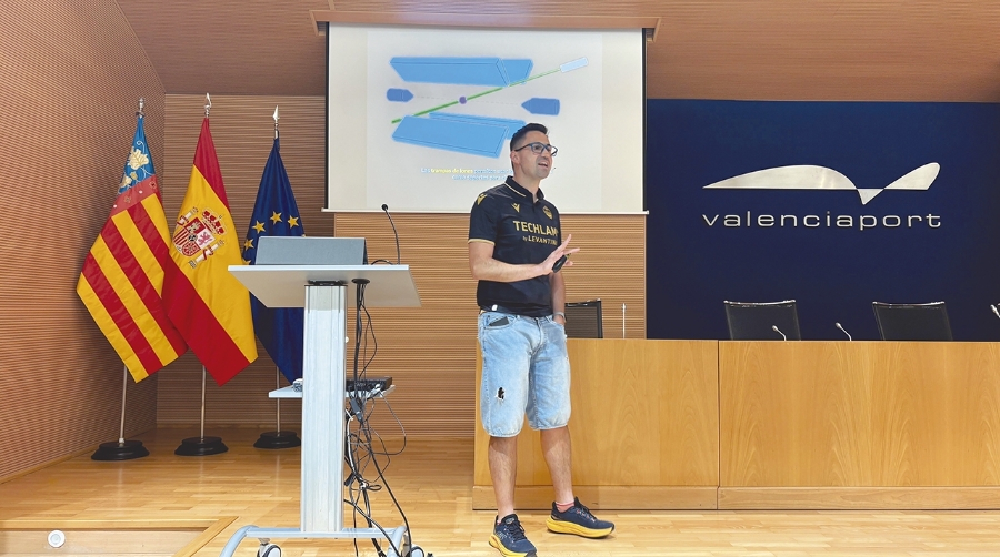 Esta primera sesión de reflexión y diálogo contó con la intervención del físico y divulgador científico Alberto Aparici.