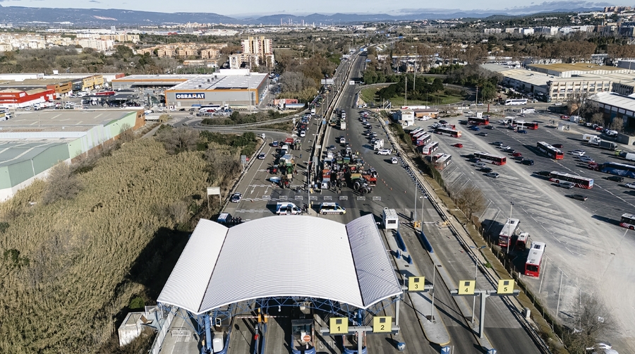 Protestas agrícolas en el acceso al Puerto de Tarragona.