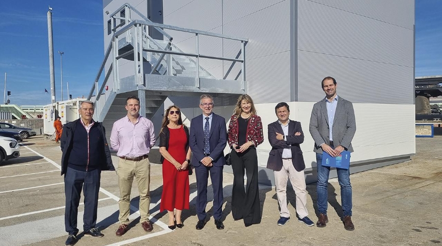 Un momento de la visita a las nuevas instalaciones.