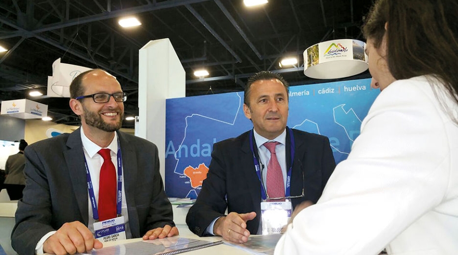 El Puerto de Huelva y su comunidad portuaria apuestan por la promoci&oacute;n del turismo de cruceros