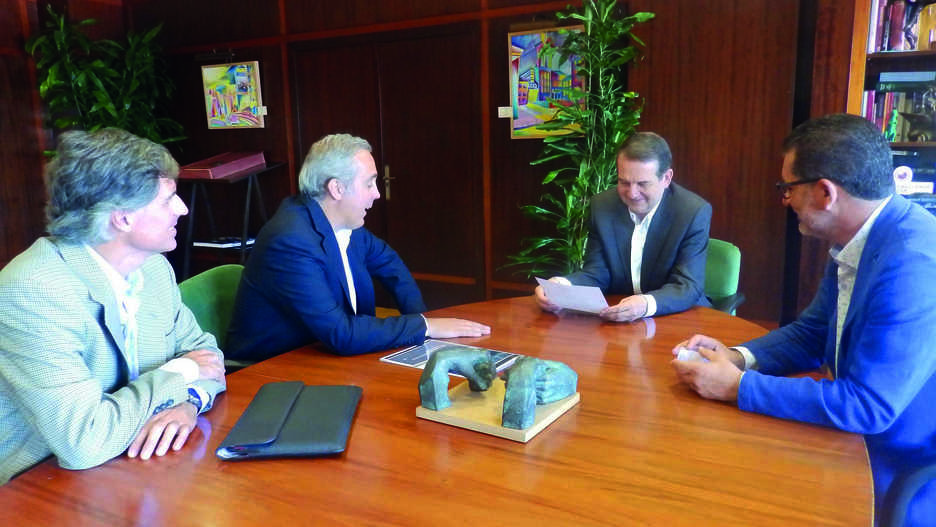 Coper presenta al alcalde de Vigo su proyecto de centro log&iacute;stico