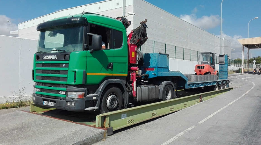 Docks ampl&iacute;a sus instalaciones en Algeciras y ofrece servicio de pesaje