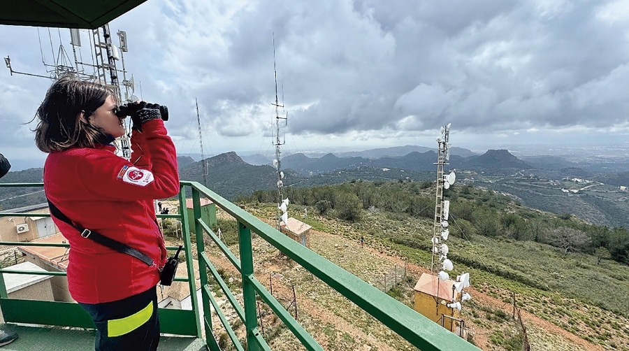 724 profesionales forman parte del equipo para la provincia de Valencia, 470 para Castellón y 434 para Alicante, además de otros 65 que operan en el conjunto de la Comunitat Valenciana.