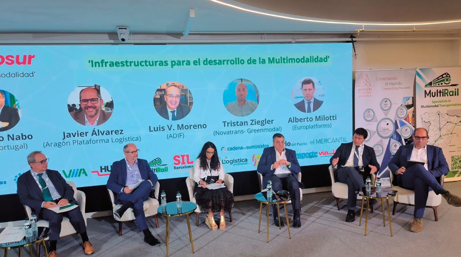 Mesa redonda de infraestructuras. Foto M.J.