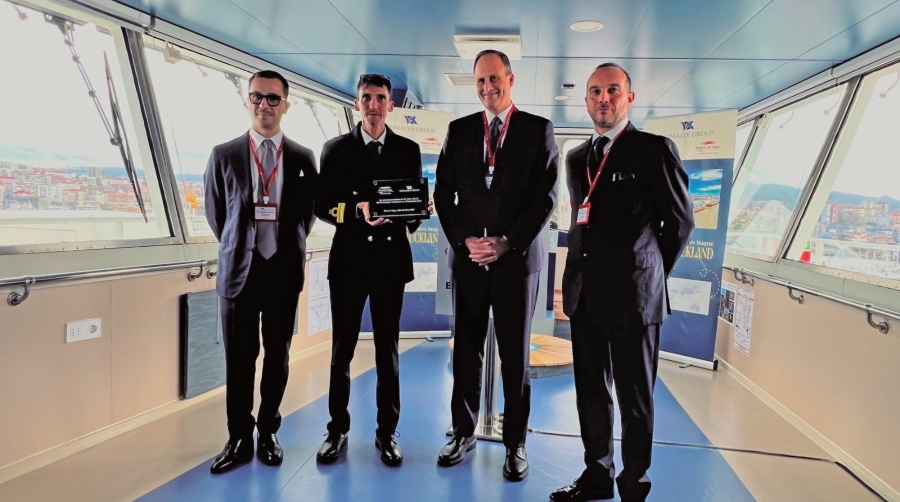 Grimaldi presenta en Vigo el PCTC “Grande Auckland” para su servicio entre Asia y Europa