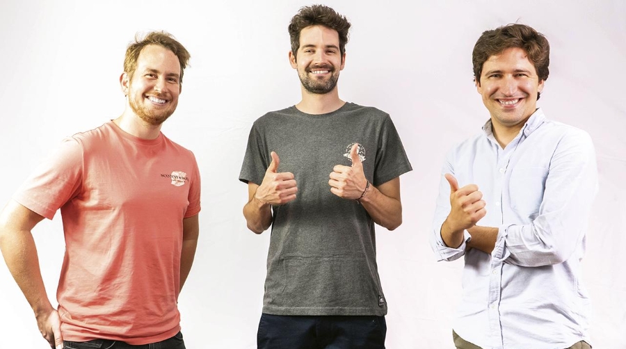 De izquierda a derecha: Gabor Balogh, Ramón Castro y Luis Bardaji, Co-fundadores de Trucksters.