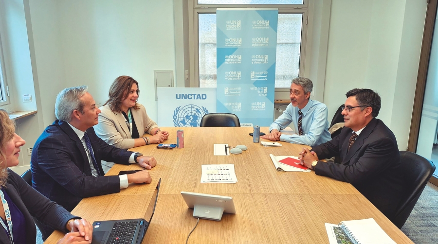 <b>Beatriz Calzada se compromete con los programas que desarrolla la UNCTAD</b>