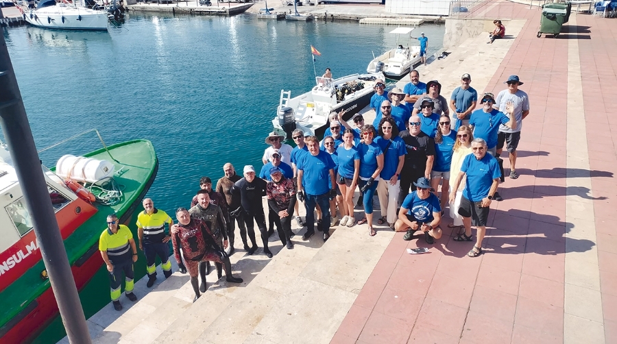 La jornada “Basuraleza” de PortCastelló rescata 500 kilos de vertidos