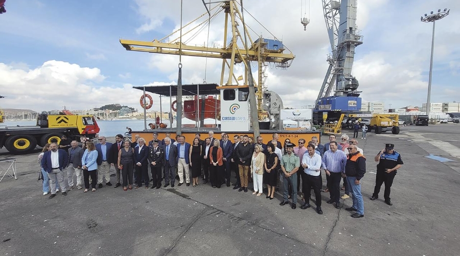 La embarcación “Solica” comienza la recogida y gestión de residuos en el Puerto de Cartagena