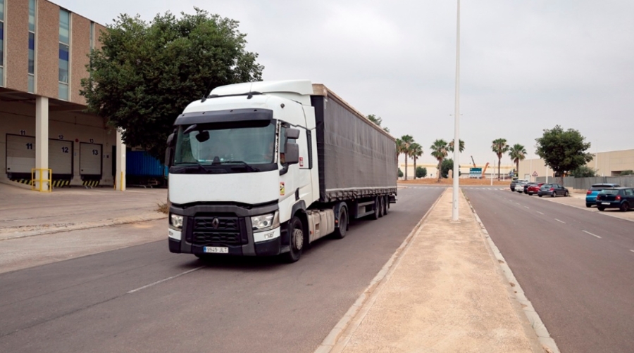 El 23 de octubre entró en vigor la Orden Ministerial que incrementa la MMMA de los vehículos articulados de transporte de mercancías de 5 ó más ejes hasta las 44 toneladas.