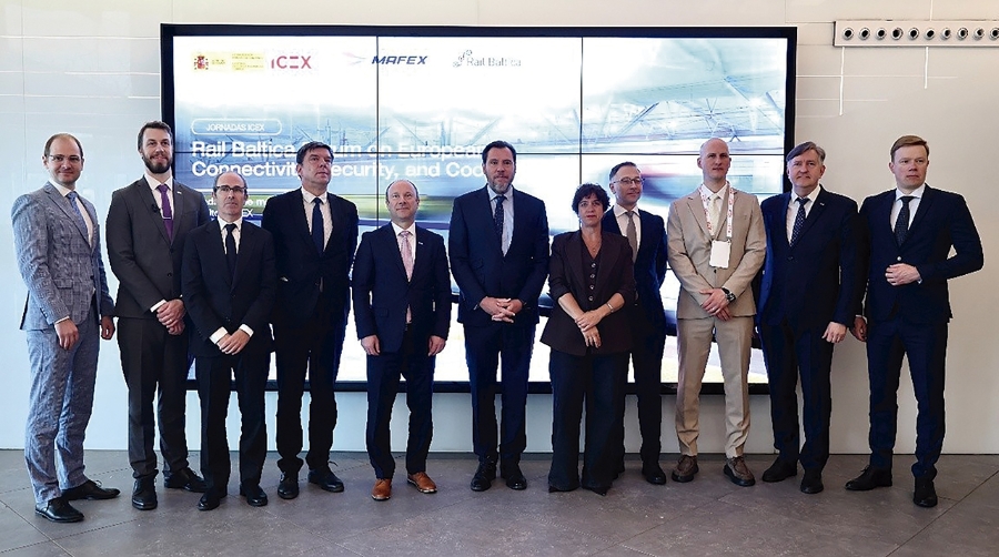 Un momento del encuentro en la sede del ICEX.
