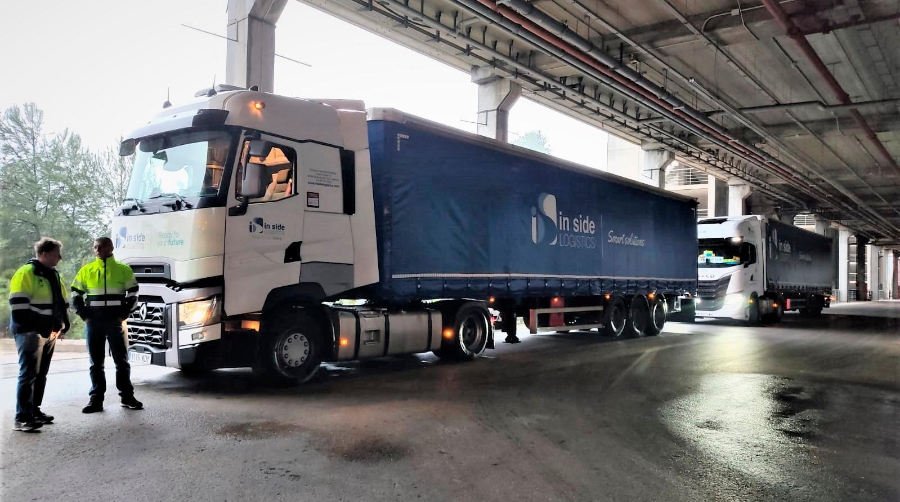 In Side Logistics carga dos camiones con ayuda humanitaria hasta Eslovaquia