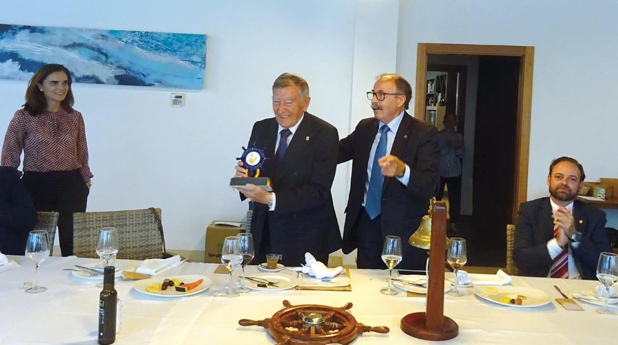 Francisco Roca Monzó recibió el homenaje de Propeller Club de Castellón.