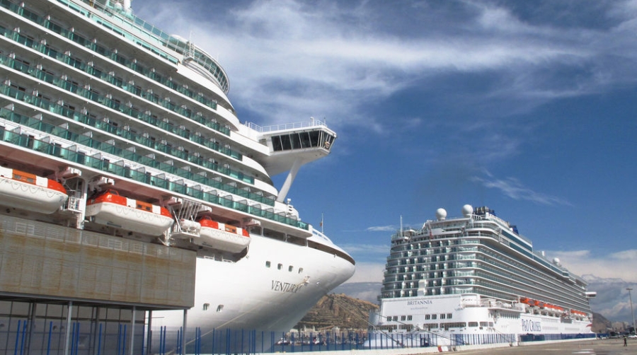 El Puerto de Alicante acoge la escala de dos cruceros de P&amp;O