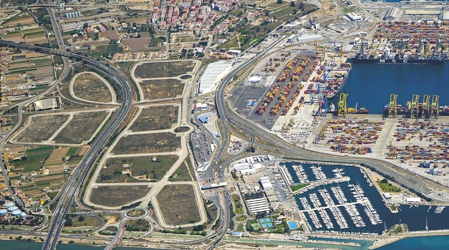 El Ayuntamiento de Valencia declara la propiedad de la carretera de acceso a la ZAL
