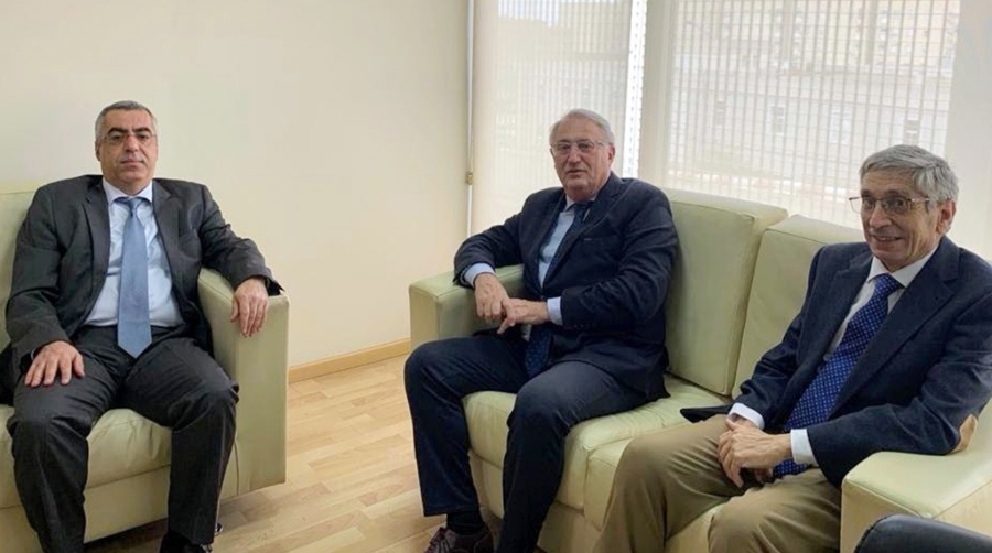 El c&oacute;nsul de Marruecos en Almer&iacute;a y el presidente de la APA analizan la pr&oacute;xima OPE