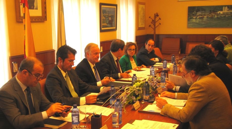 P&eacute;rez Torres Mar&iacute;tima explotar&aacute; un nuevo almac&eacute;n en el Puerto de Ferrol