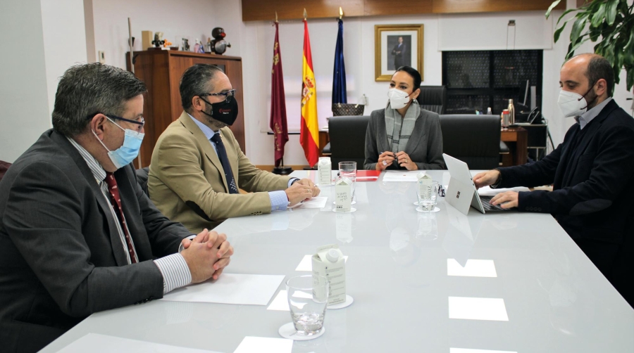El Instituto de Fomento, perteneciente a la Consejería de Empresa, aportará 65.000 euros para reforzar Muciaduana.