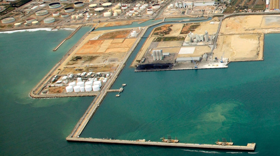 La salida de Cemex de Castell&oacute;n permitir&aacute; la llegada de nuevos operadores a la D&aacute;rsena Sur