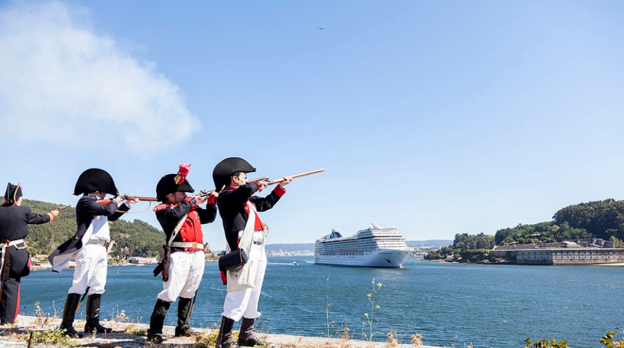 El Puerto de Ferrol prev&eacute; superar las 20 escalas de cruceros en 2016