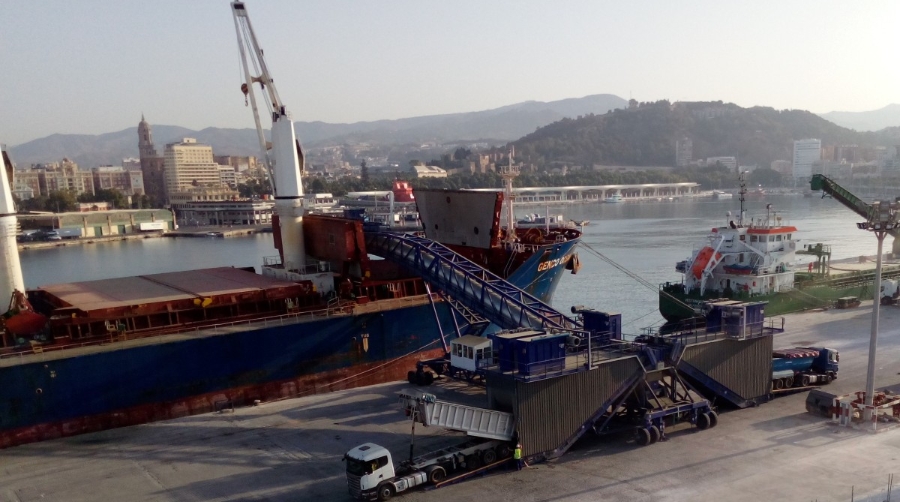 Servimad Global cuenta con una cinta transportadora encapsulada impulsada por FYM-HeidelbergCement para aplicar la sostenibilidad medioambiental a la manipulaci&oacute;n de cl&iacute;nker en el recinto.