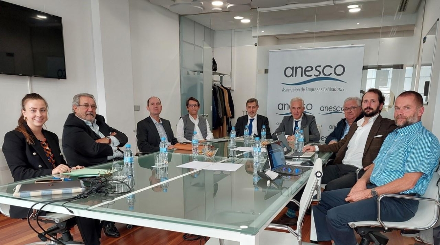 Miembros de Anesco durante su última Asamblea General.