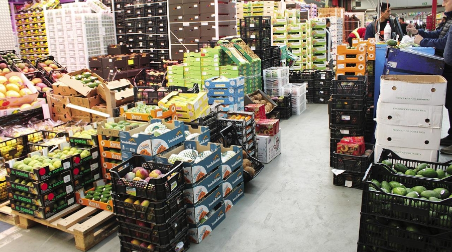 Mercabarna es el principal mercado mayorista de alimentos frescos de Europa.