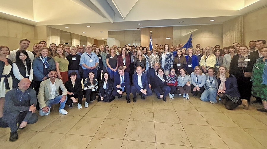 Socios del proyecto durante la reunión de clausura en Bruselas.