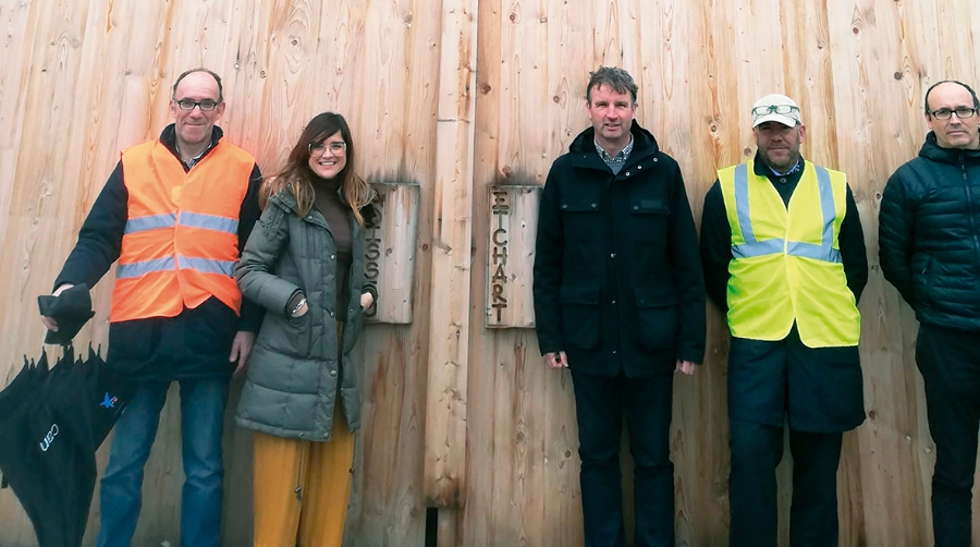 La Asociaci&oacute;n de Empresarios de la Madera de Navarra ve oportunidades en el Puerto de Baiona