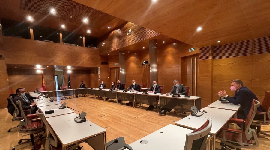 UNO respalda la moci&oacute;n del PP en el Senado para frenar la propuesta del Gobierno de cobrar peajes en autov&iacute;as