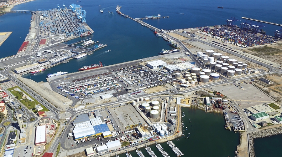 El Puerto de Algeciras reduce un 10% su huella hídrica el último año