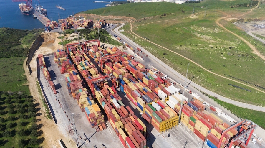 Nemport incorporar&aacute; 10 gr&uacute;as Konecranes en 2022.