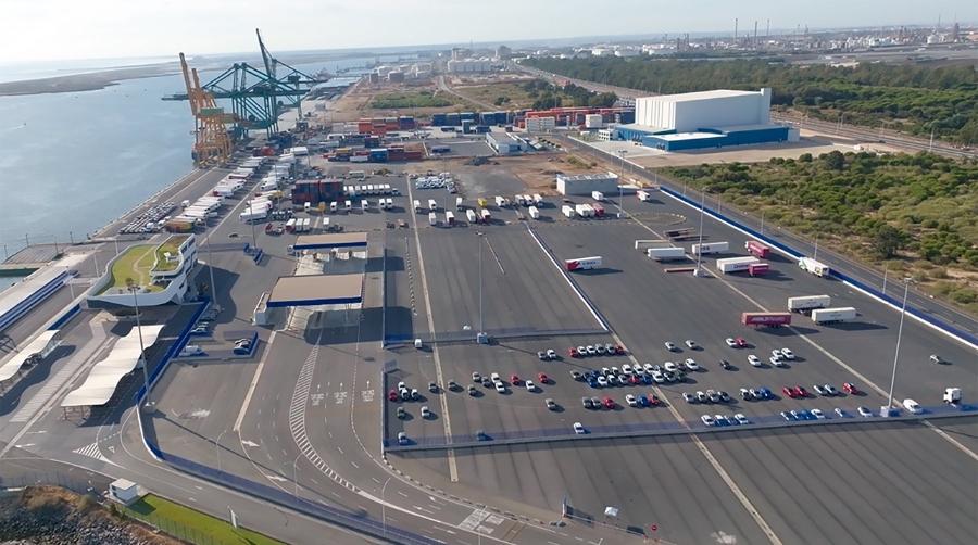 El Muelle Sur ha visto incrementado su tráfico de contenedores.
