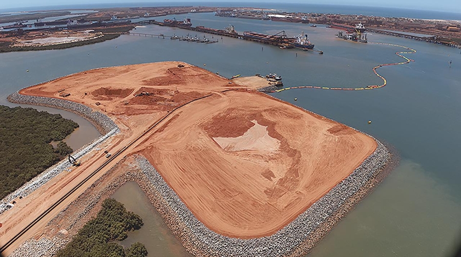 La constructora ejecutará dos muelles y el fabricante dos grúas portuarias móviles.